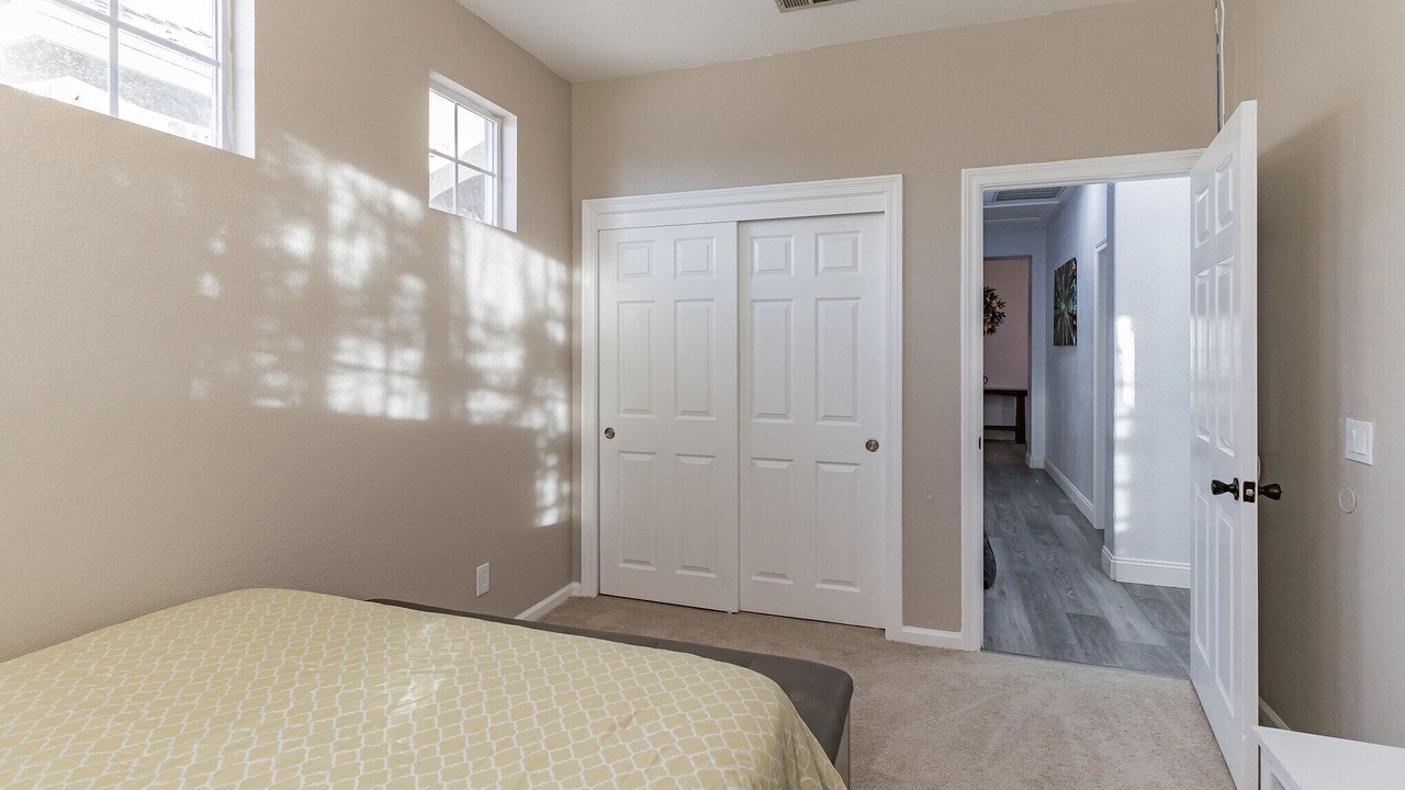 Photo of Bedroom in Palmdale