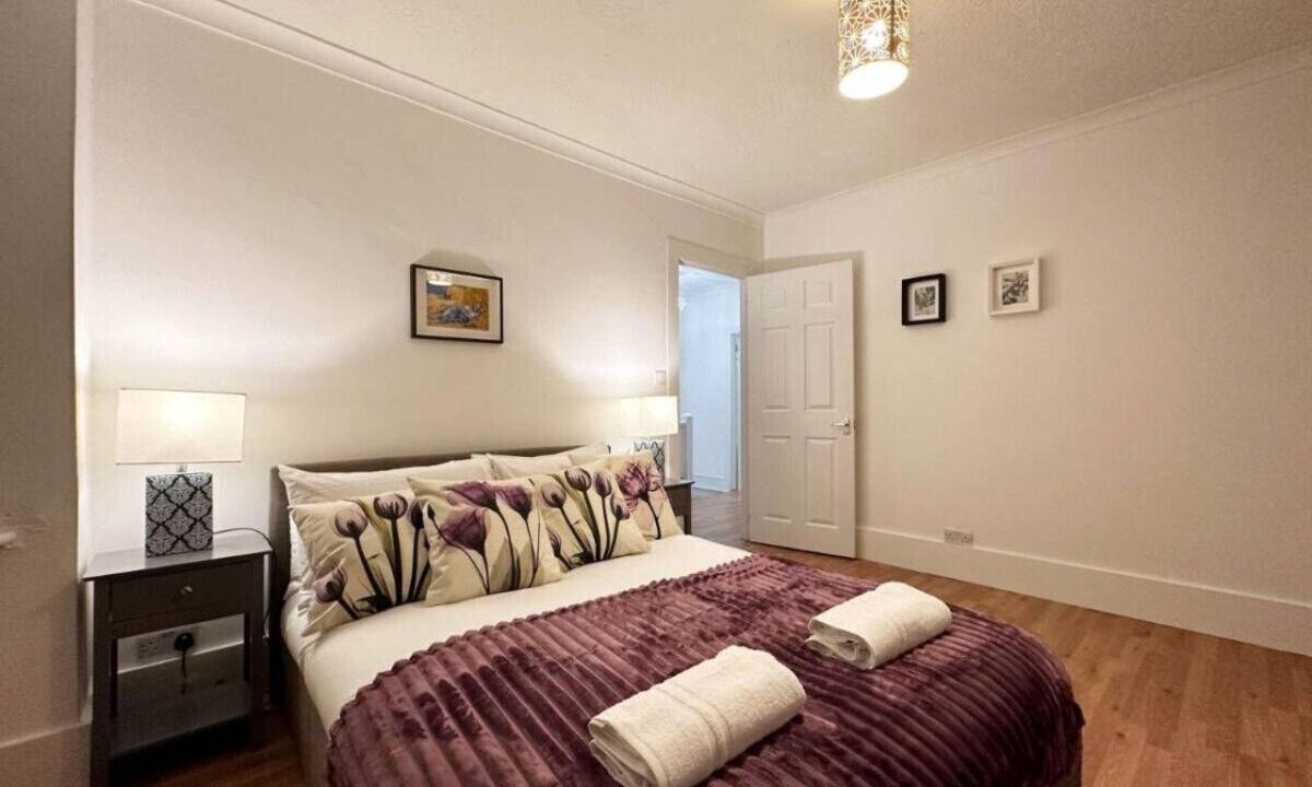 Photo of Bedroom in London Borough of Hounslow