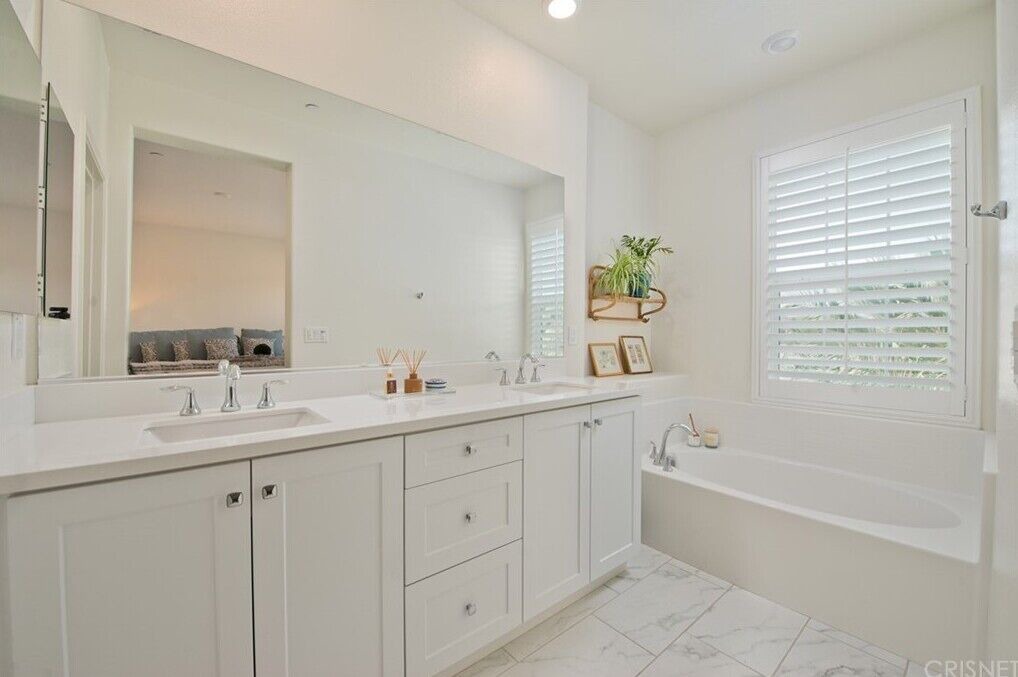 Photo of Bathroom in Santa Clarita