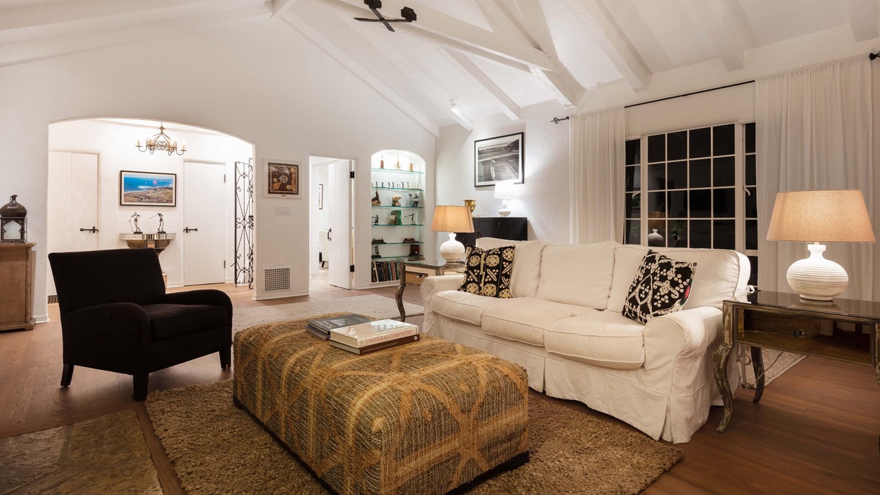 Photo of Livingroom in Del Monte Forest