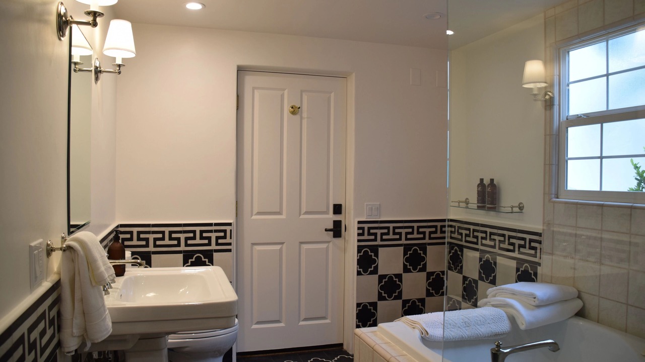 Photo of Bathroom in Del Monte Forest