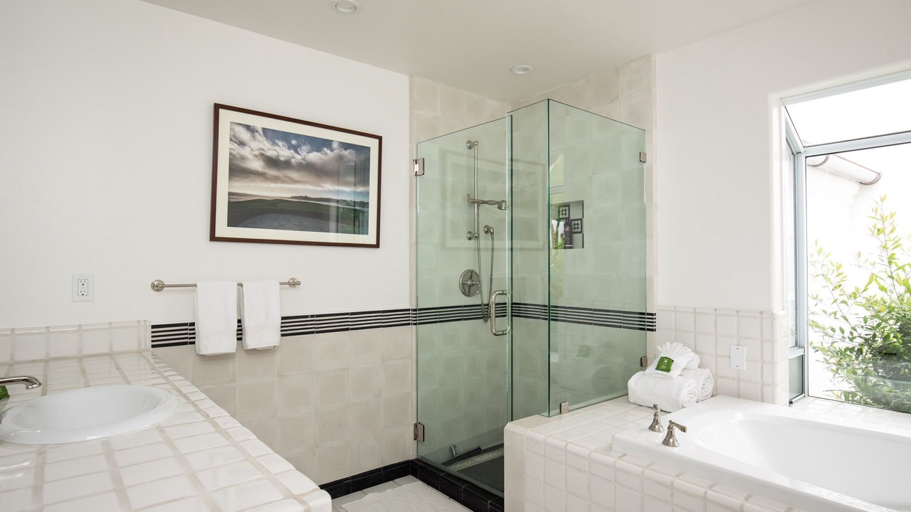 Photo of Bathroom in Del Monte Forest