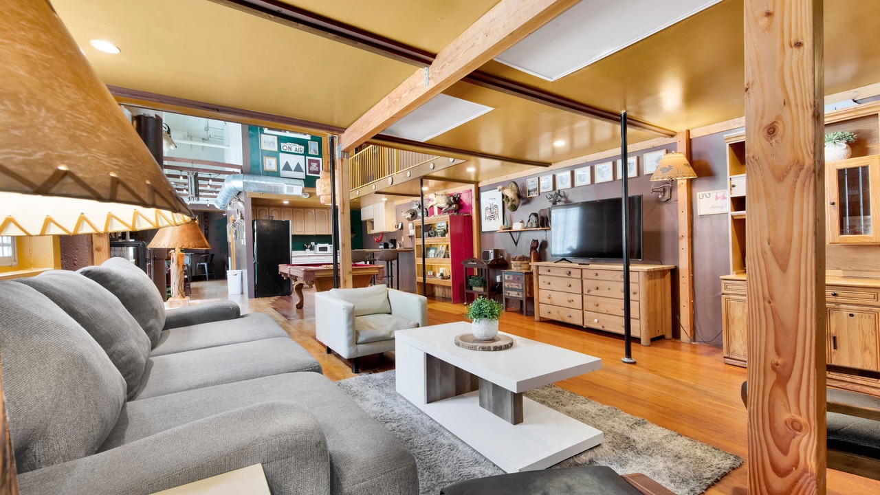 Photo of Livingroom in Historic Core