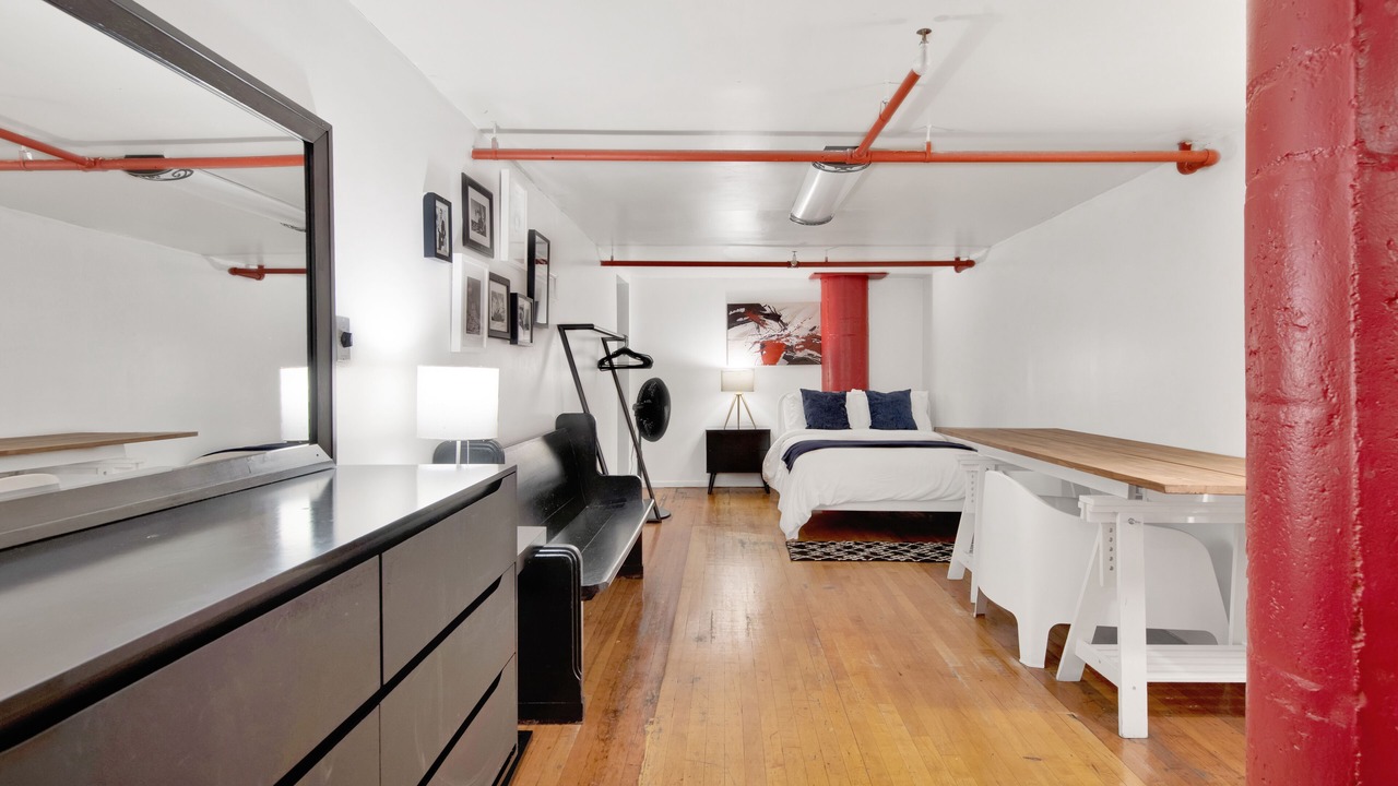 Photo of Bedroom in Historic Core