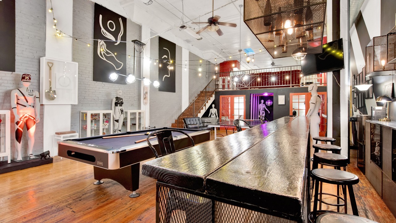 Photo of Livingroom in Historic Core