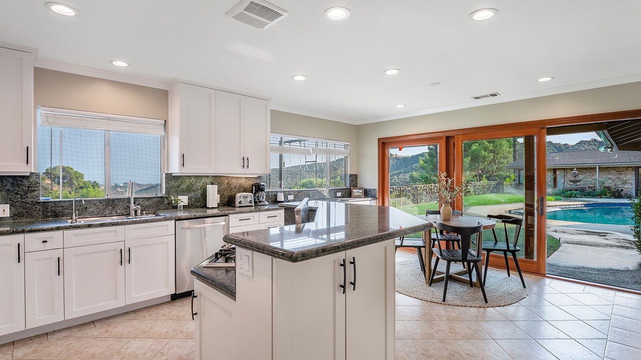 Photo of Kitchen in Encino