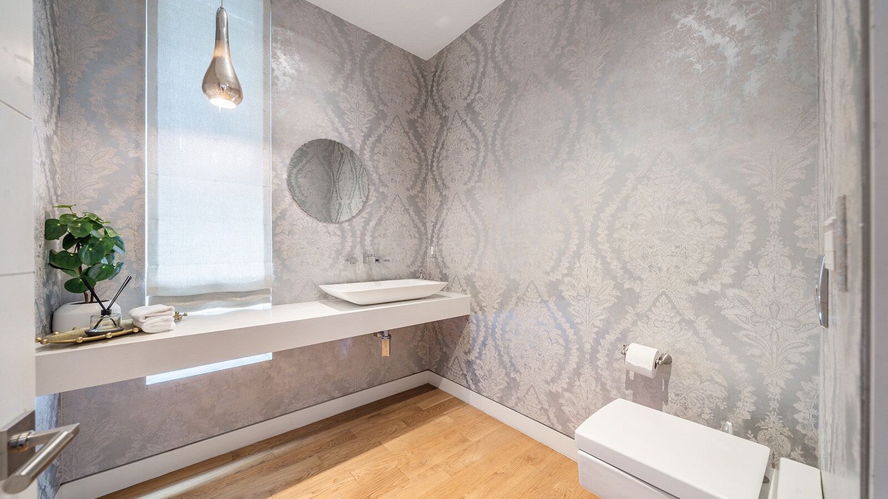 Photo of Bathroom in Beverly Grove