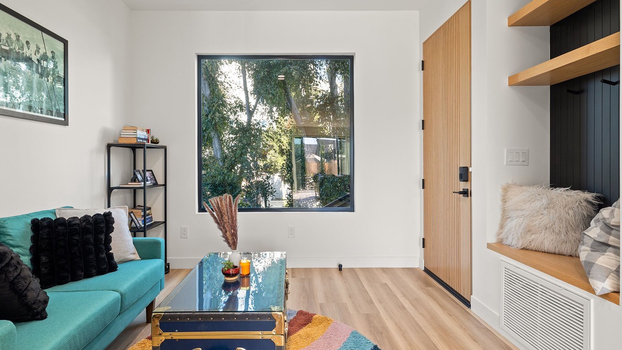 Photo of Livingroom in Historic Filipinotown