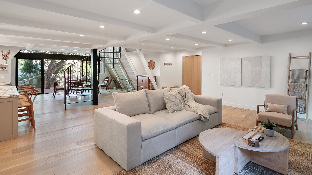 Photo of Livingroom in Silver Triangle