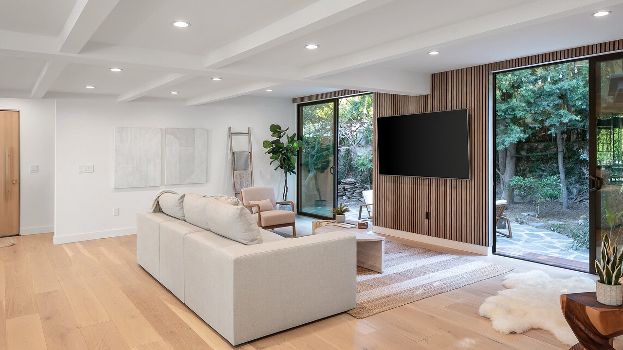 Photo of Livingroom in Silver Triangle