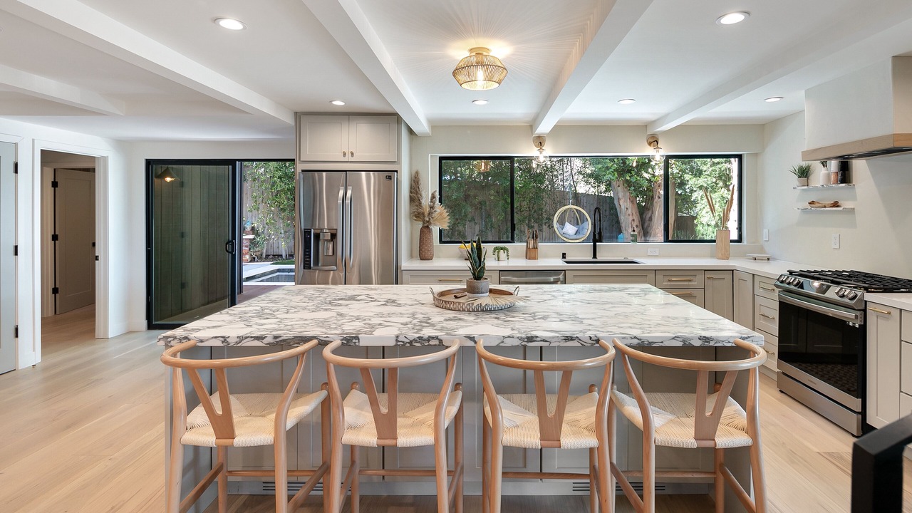 Photo of Kitchen in Silver Triangle