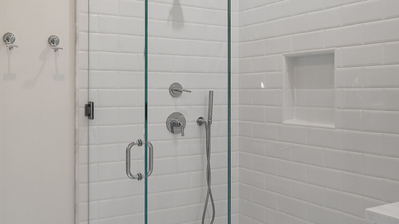 Photo of Bathroom in Silver Triangle