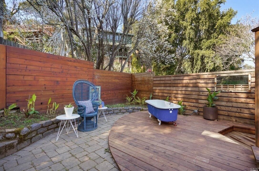 Photo of Patio Balcony in Fairfax