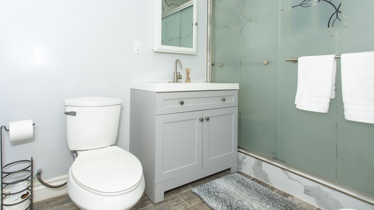 Photo of Bathroom in Hollywood Hills