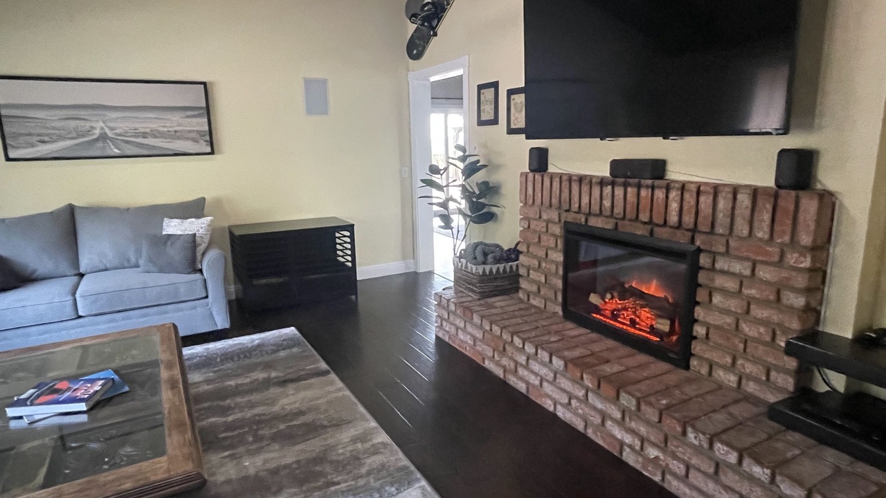 Photo of Livingroom in Country Club