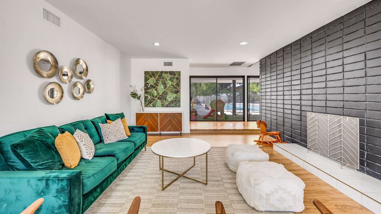 Photo of Livingroom in Patton