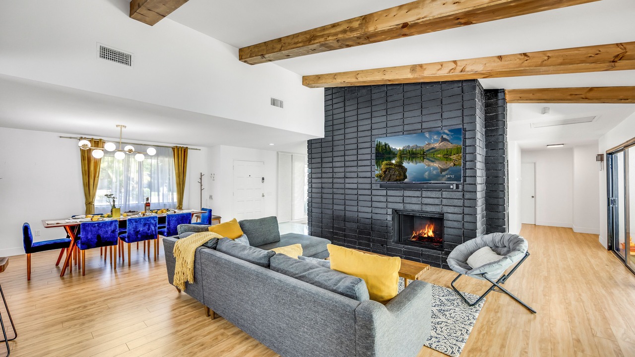 Photo of Livingroom in Patton