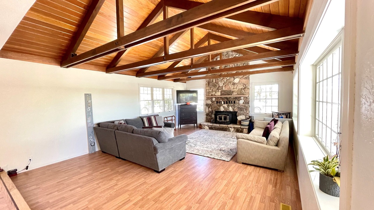 Photo of Livingroom in Altaville