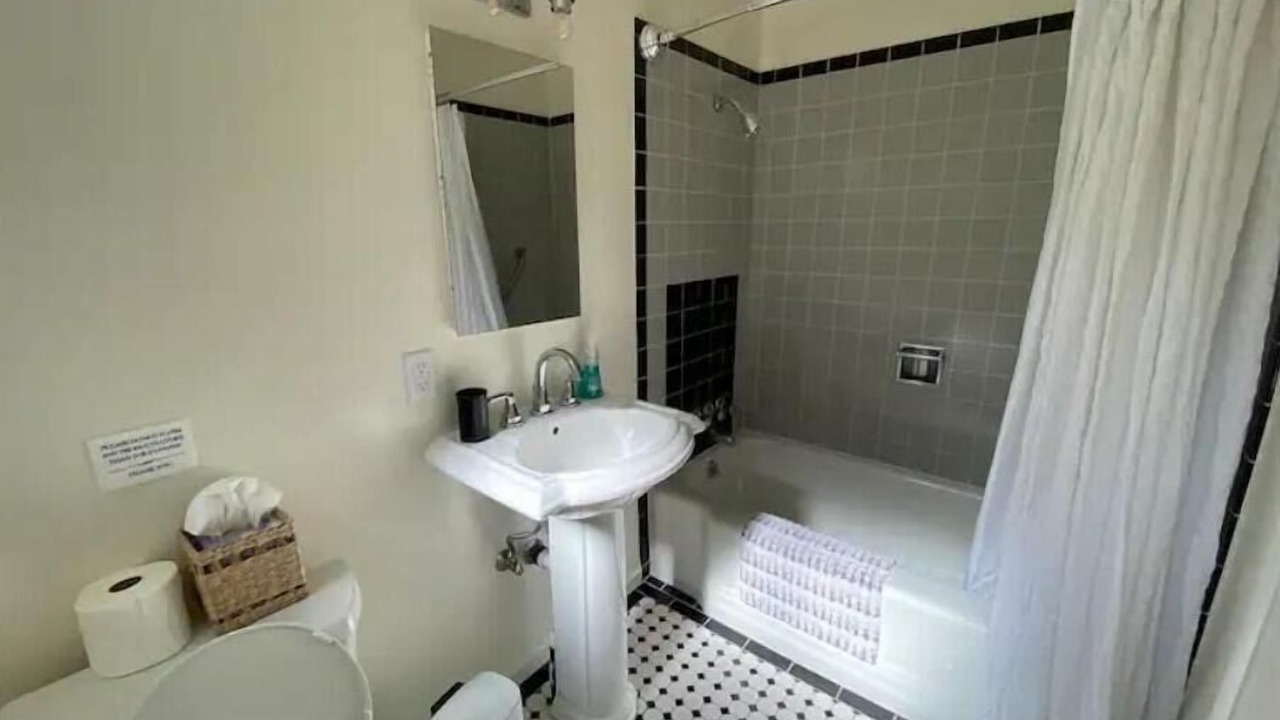 Photo of Bathroom in Hatton Fields