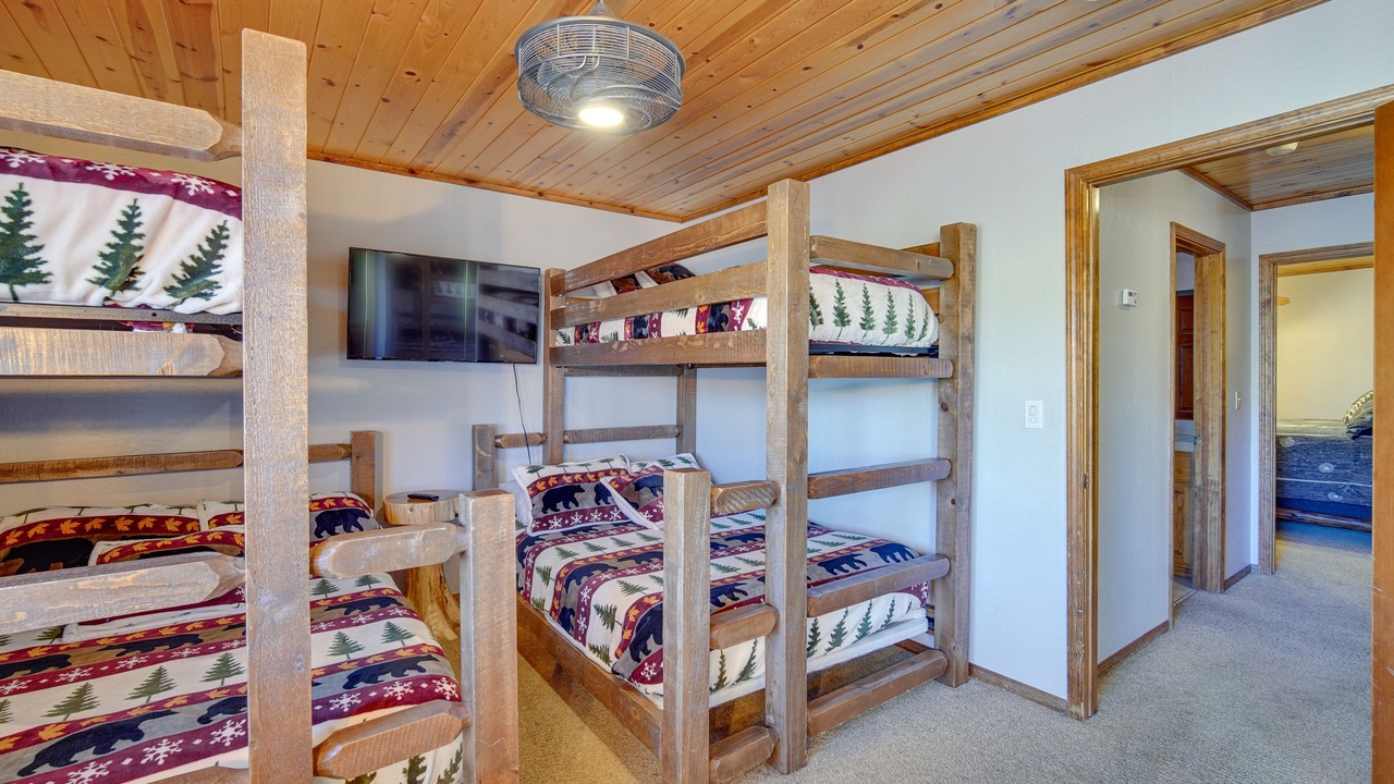 Photo of Bedroom in Castle Glen Estates