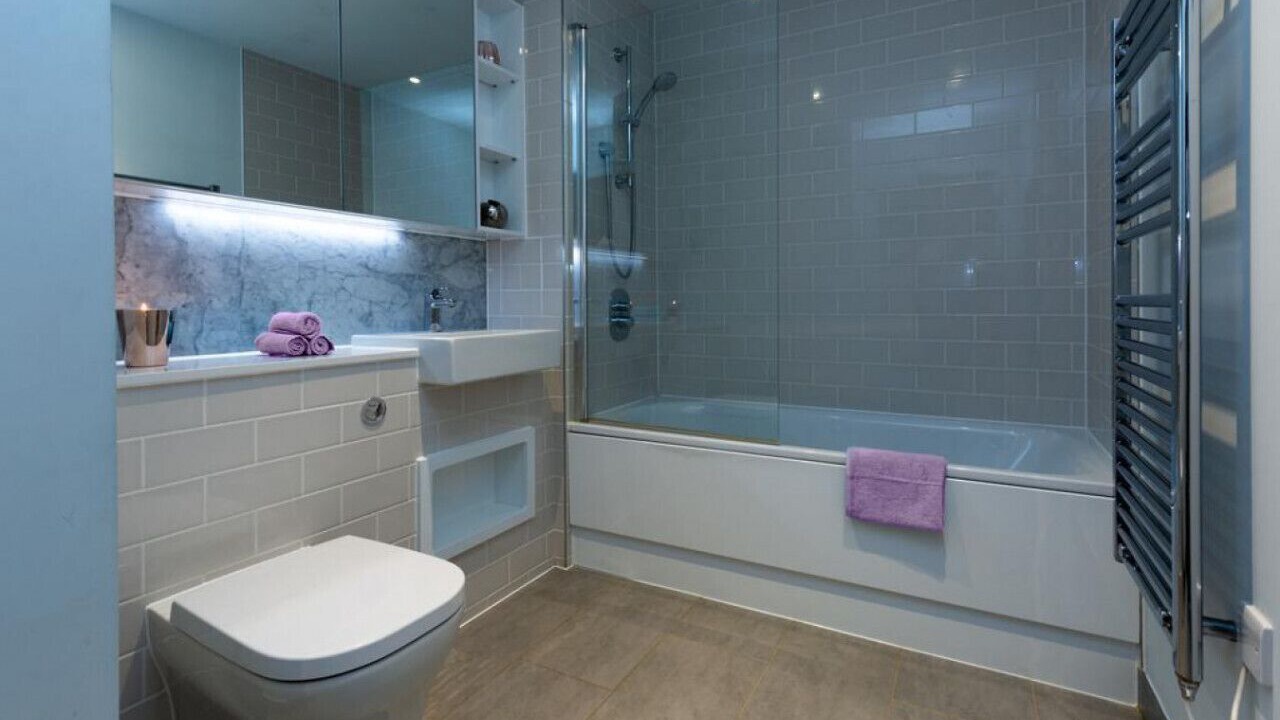 Photo of Bathroom in Walworth