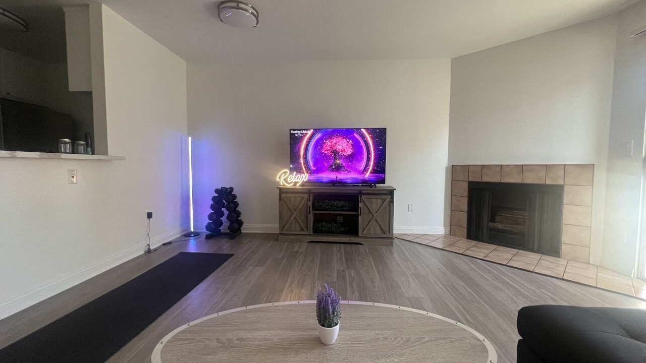 Photo of Livingroom in Sherman Oaks