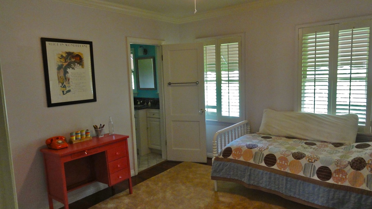 Photo of Bedroom in Los Feliz
