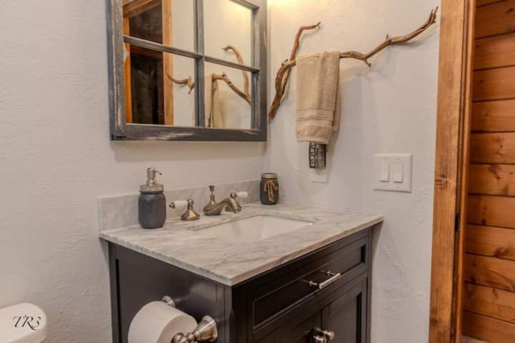 Photo of Bathroom in Wrightwood
