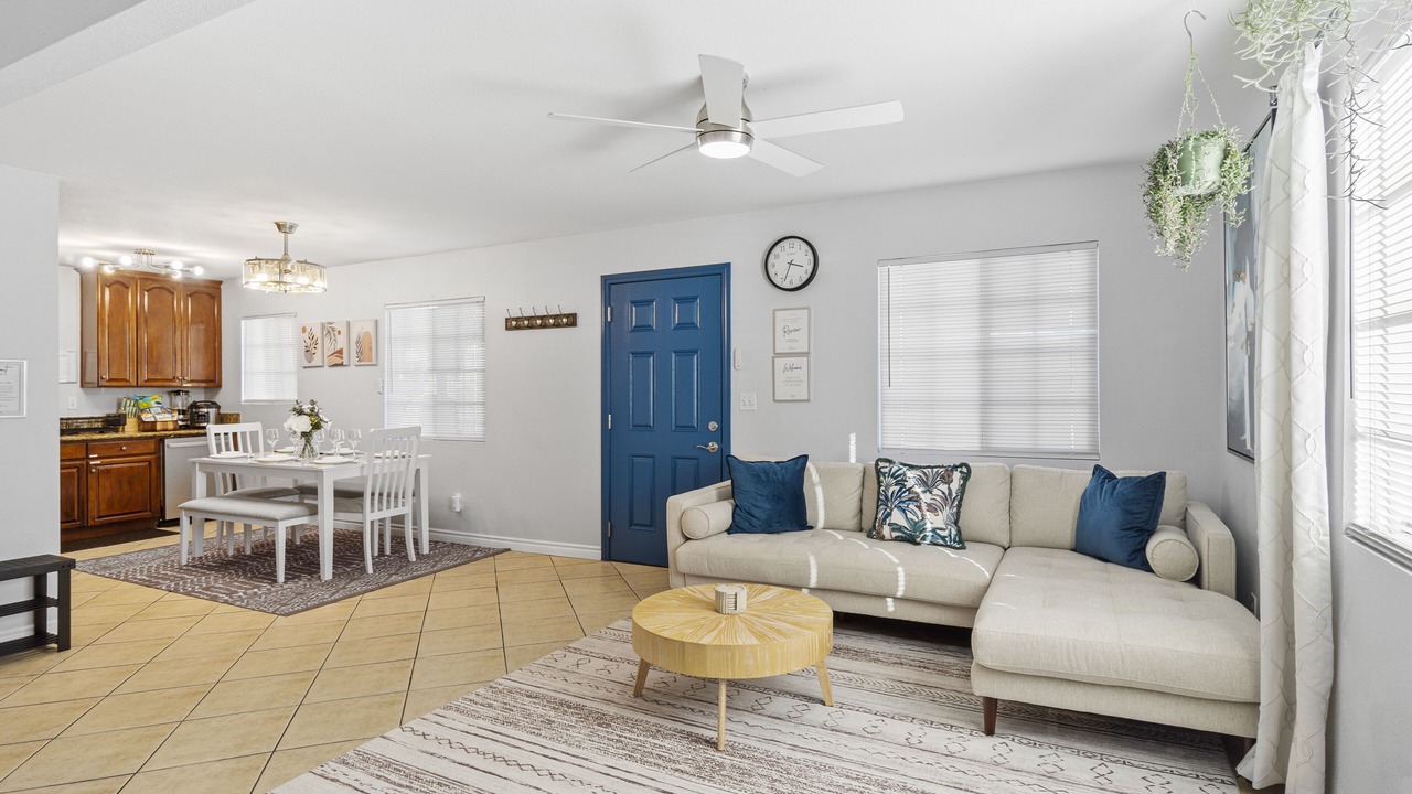 Photo of Livingroom in Linda Vista