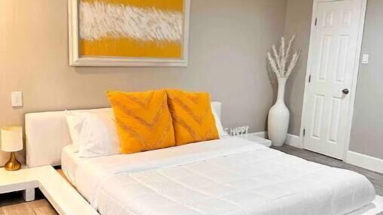 Photo of Bedroom in West Athens