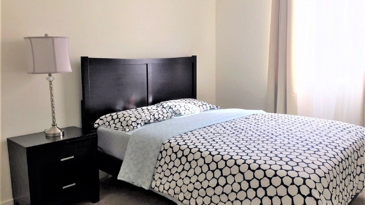Photo of Bedroom in Lake Forest