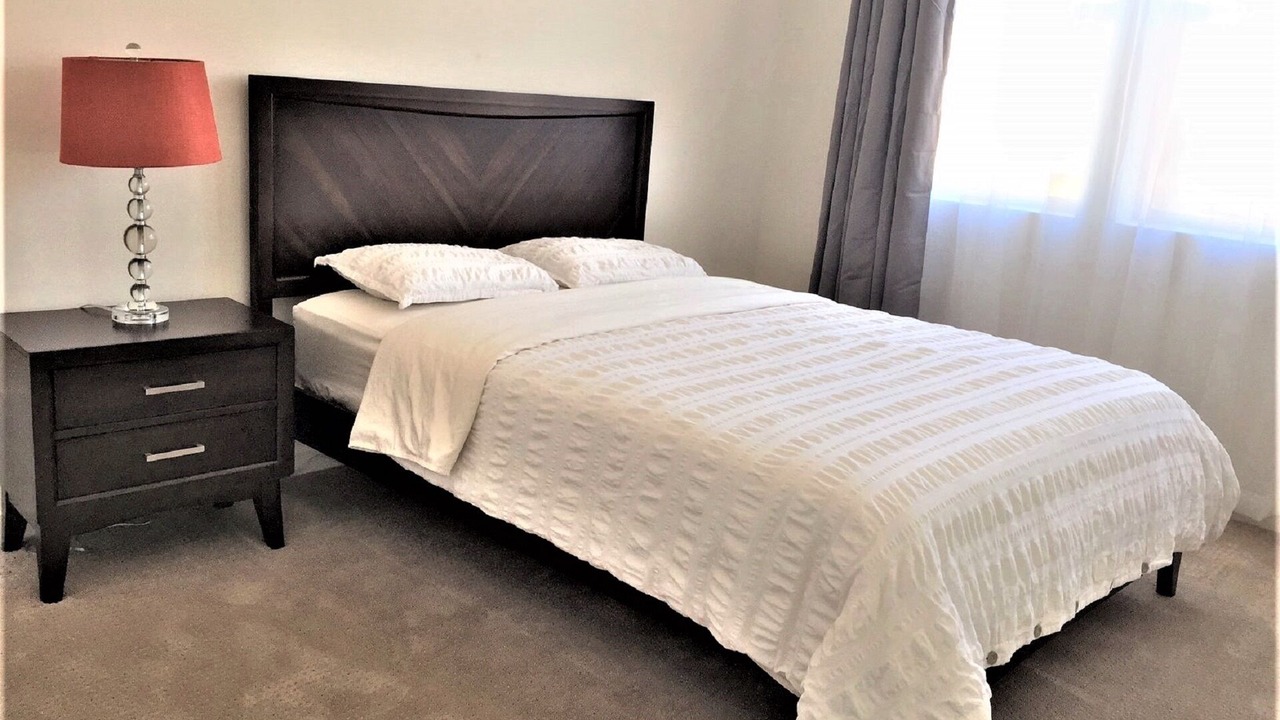 Photo of Bedroom in Lake Forest