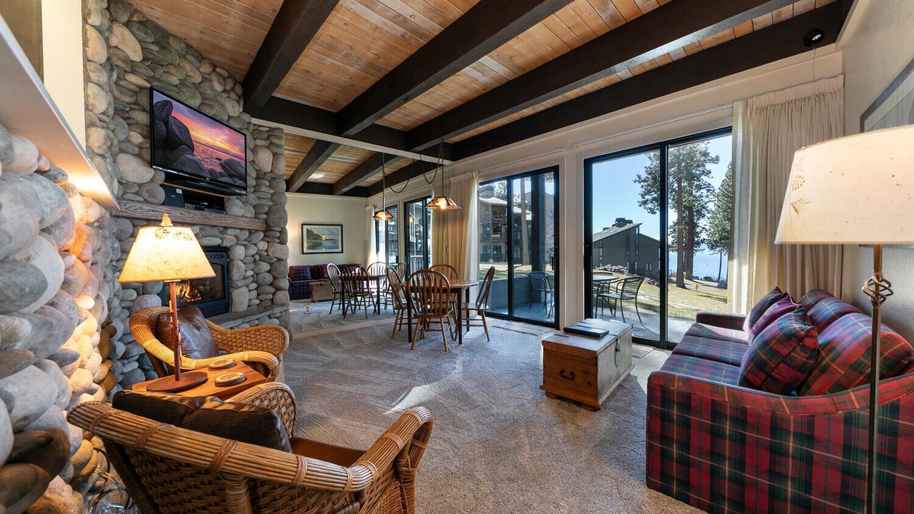 Photo of Livingroom in Brockway