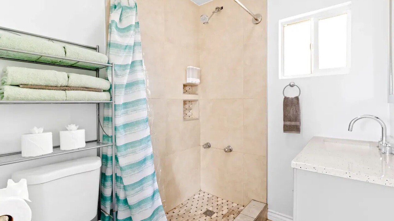Photo of Bathroom in Los Angeles