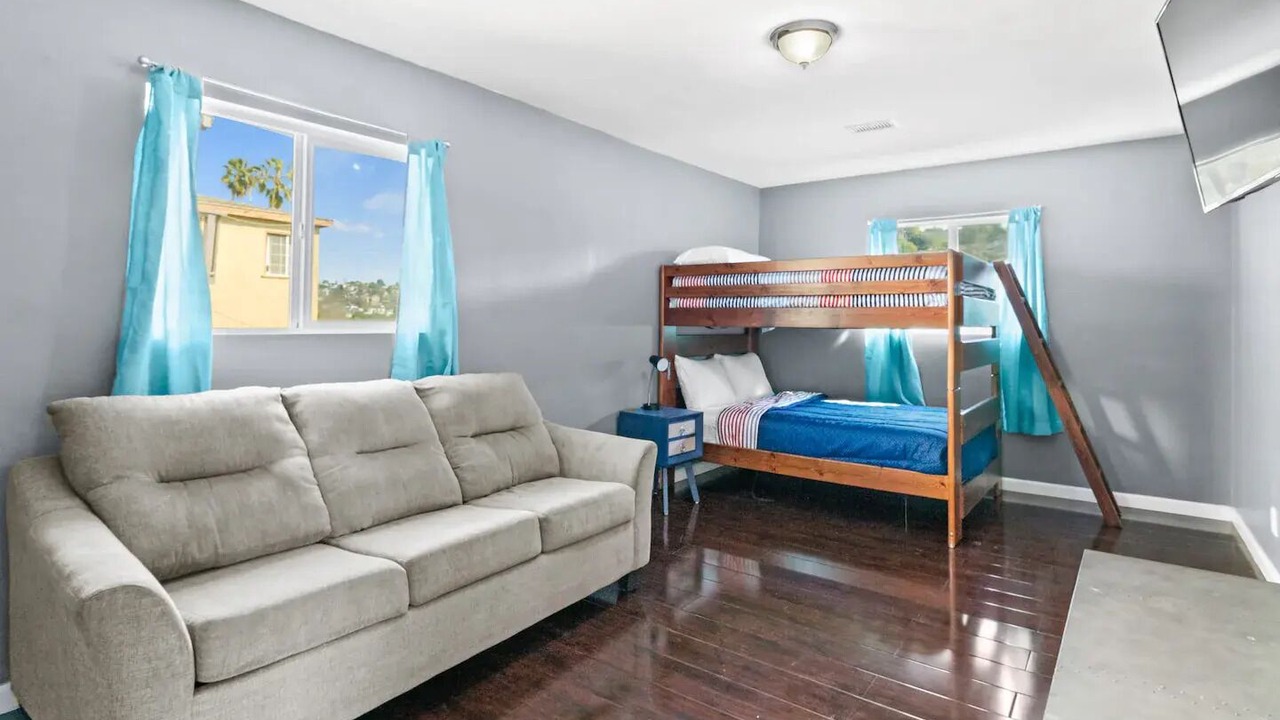 Photo of Bedroom in Los Angeles
