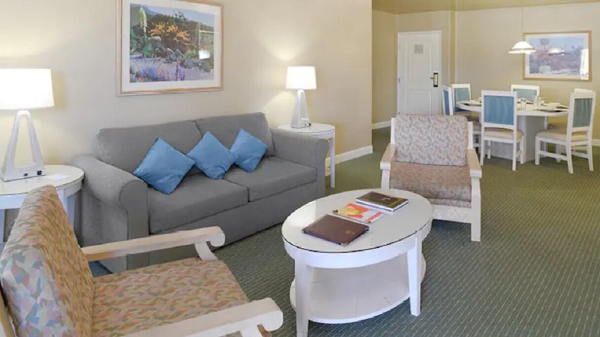 Photo of Livingroom in Canyon Corridor