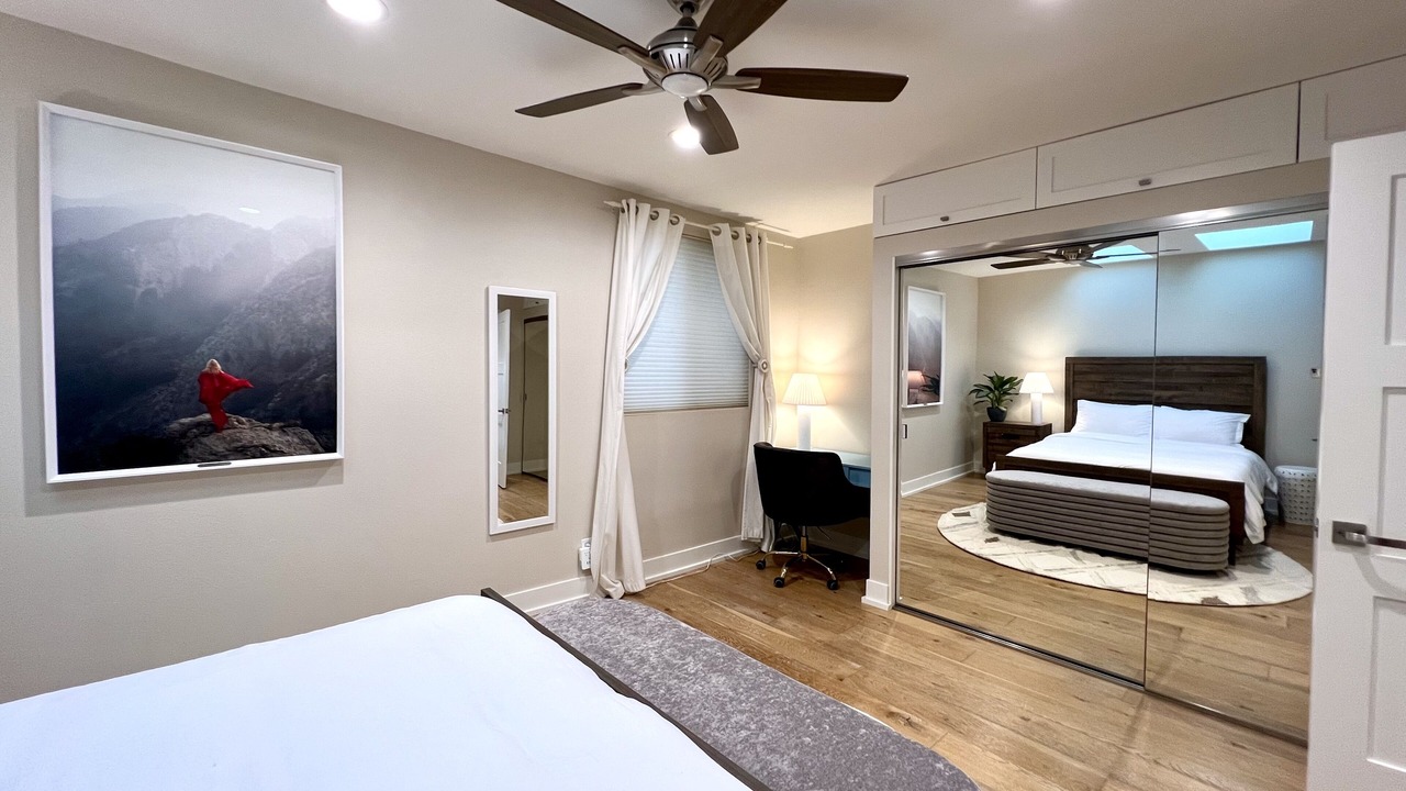 Photo of Bedroom in Eastern Malibu