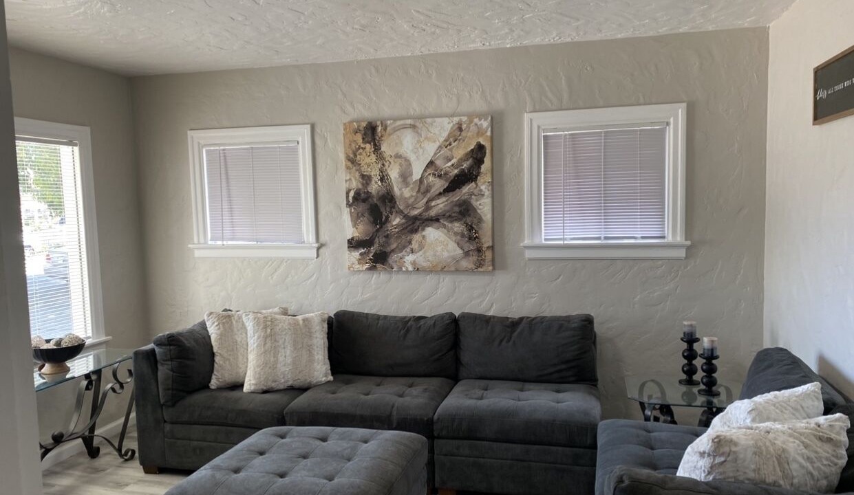 Photo of Livingroom in Salinas