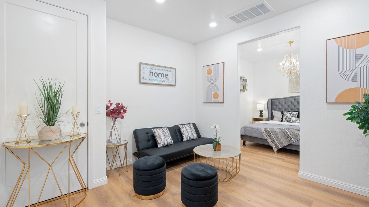 Photo of Livingroom in Ontario
