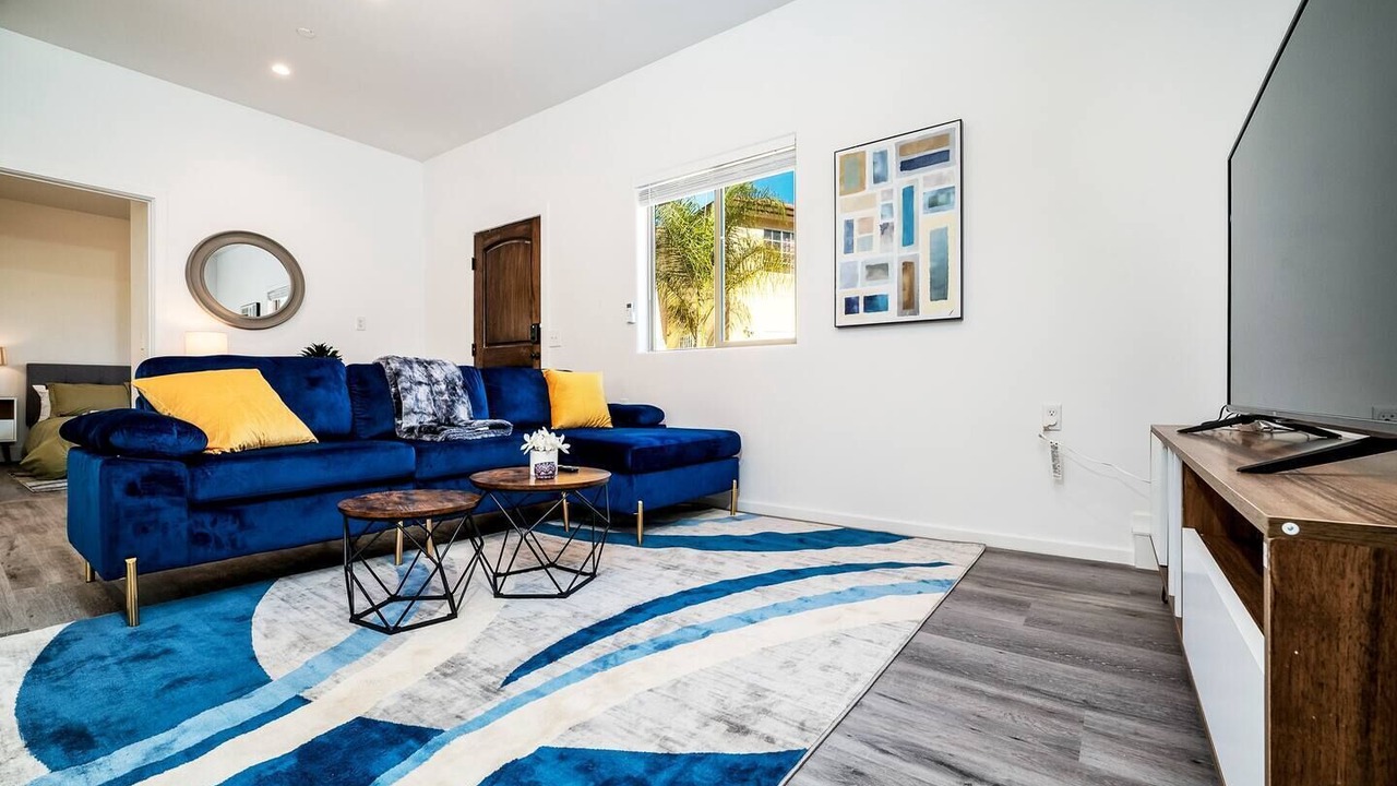 Photo of Livingroom in Hawthorne