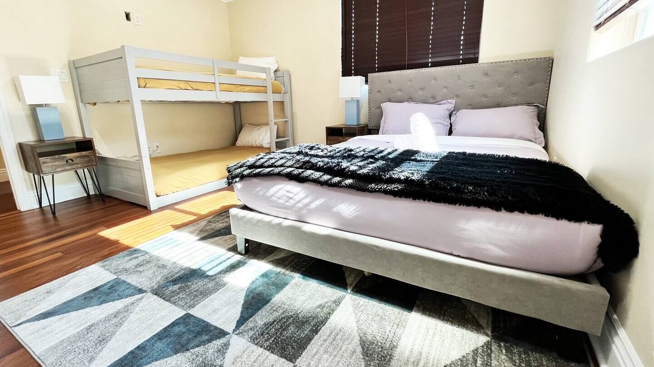 Photo of Bedroom in Inglewood