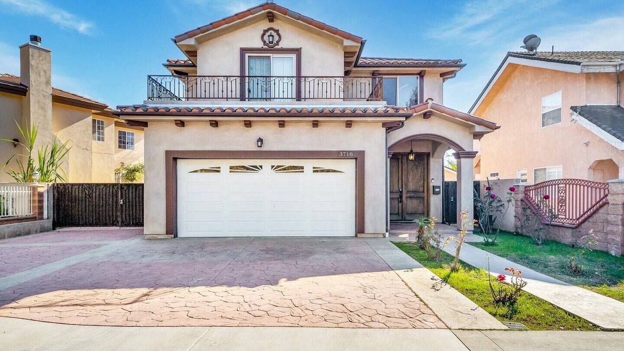 Photo of Outdoor in Inglewood