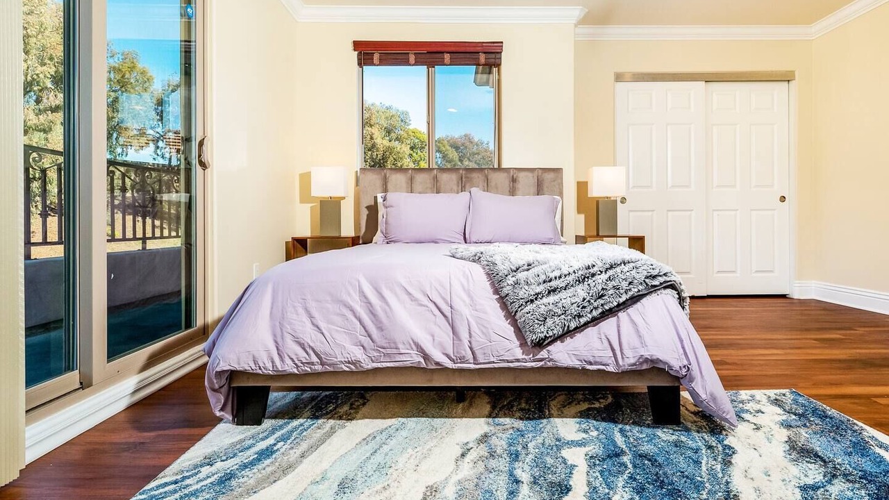 Photo of Bedroom in Inglewood