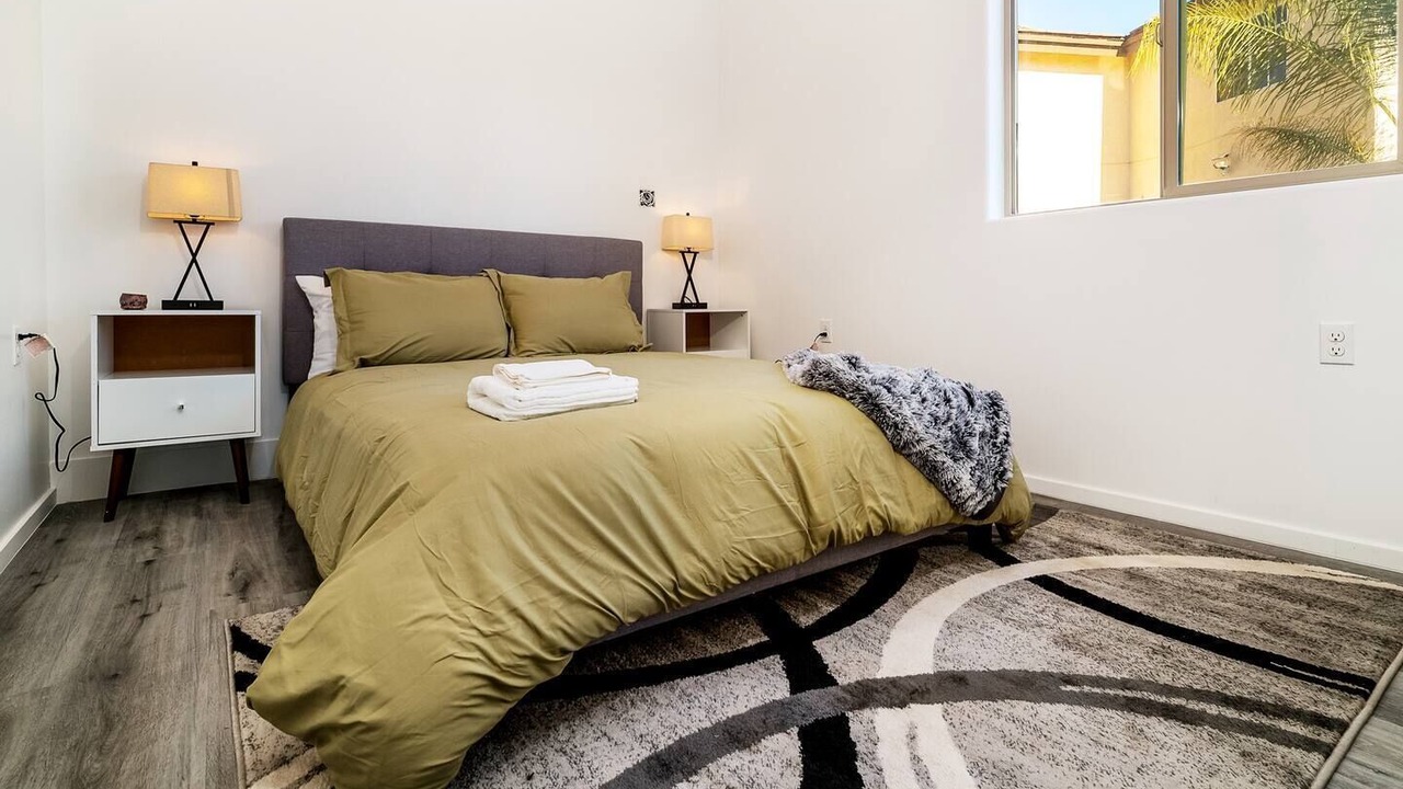 Photo of Bedroom in Inglewood