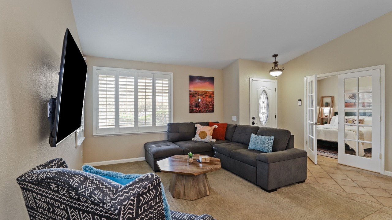 Photo of Livingroom in Turlock