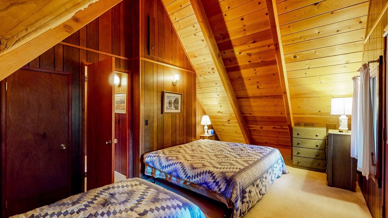 Photo of Bedroom in Comstock Acres