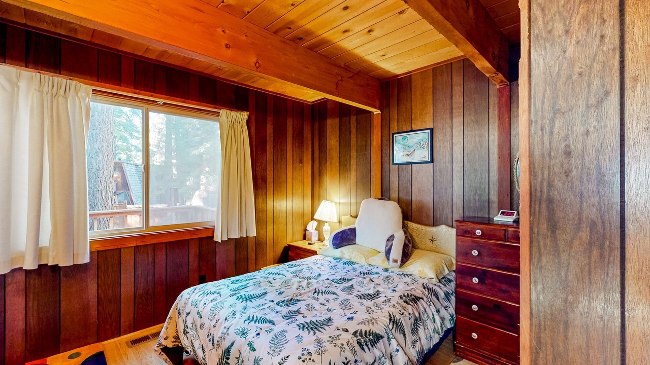 Photo of Bedroom in Comstock Acres