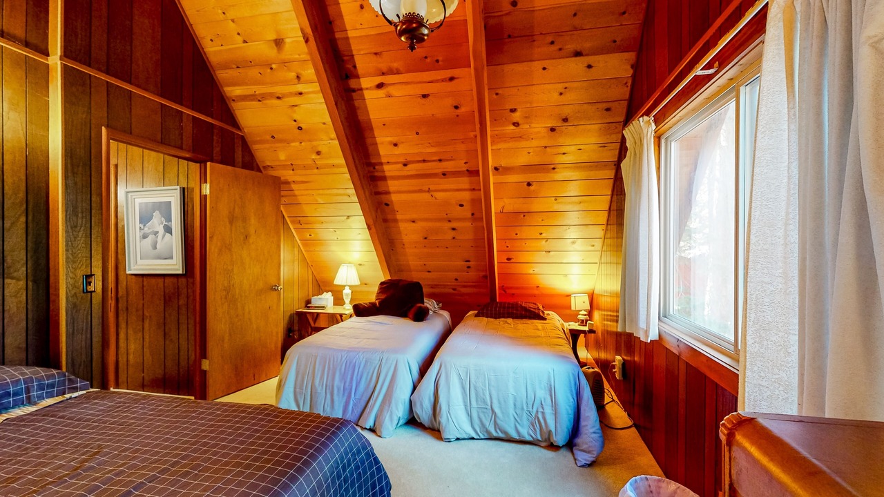 Photo of Bedroom in Comstock Acres