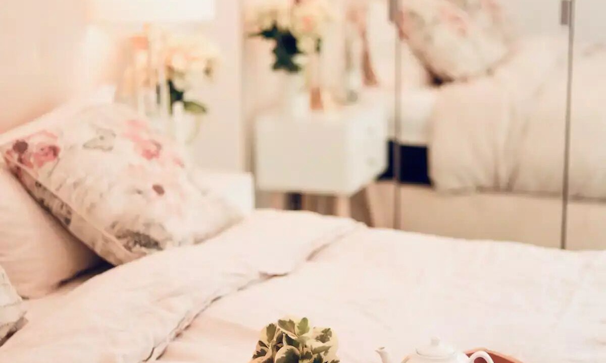 Photo of Bedroom in Eastern Malibu