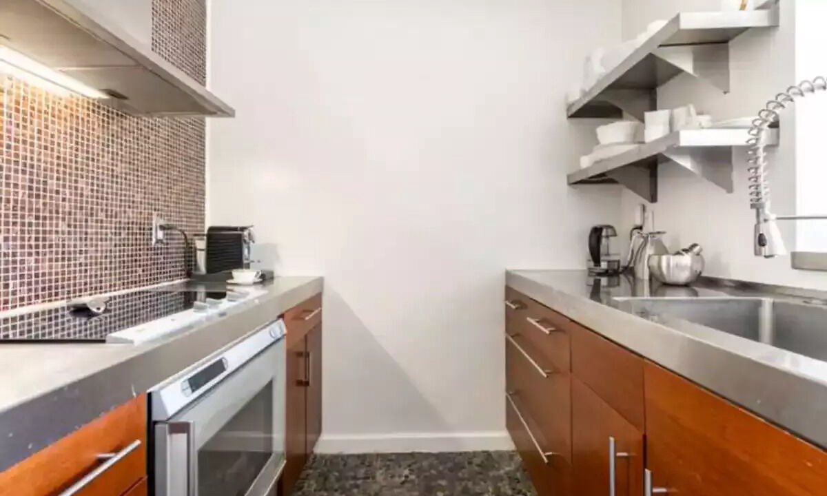 Photo of Kitchen in Eastern Malibu